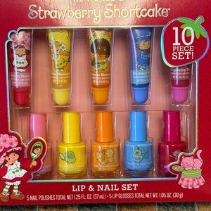 Strawberry Shortcake Lip & Nail Set - 10 Piece